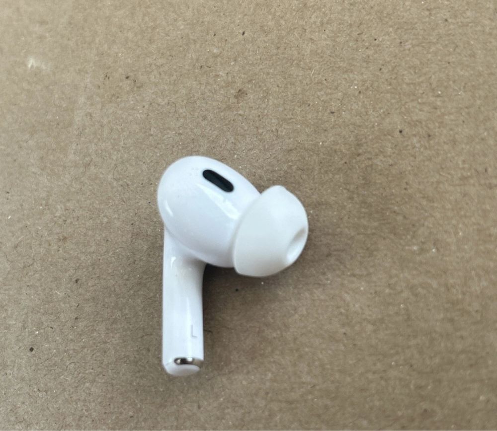 Новый левый наушник Airpods Pro 2 A3048