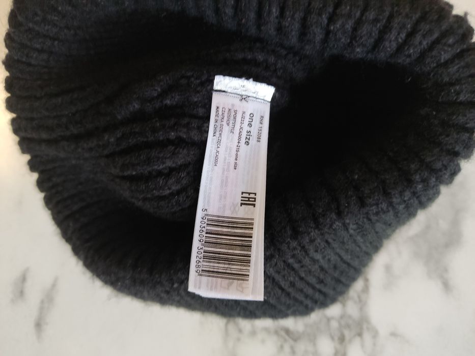Czapka zimowa 4 F,czarna, dziewczęca.
