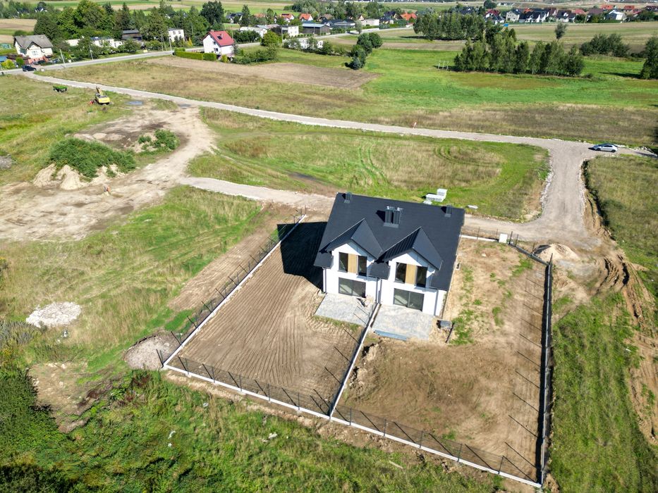 Bliźniak pod lasem Przyjaźń