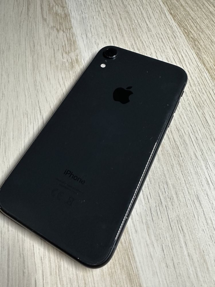 iPhone XR 64Gb czarny