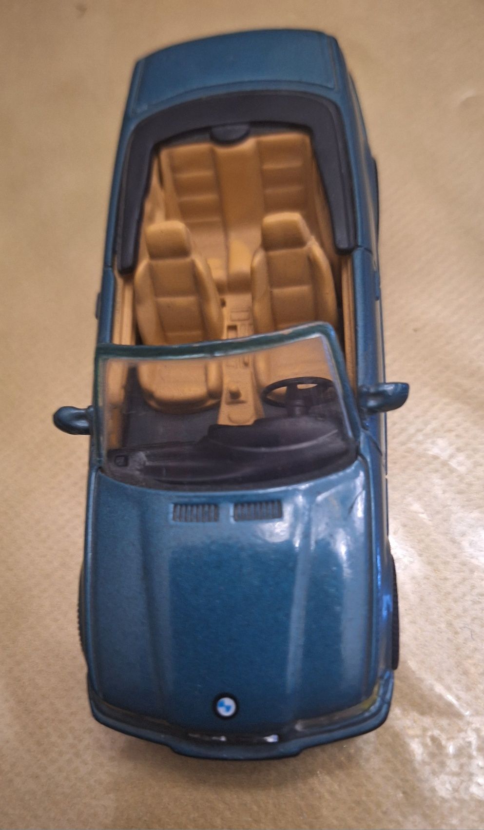 Miniatura escala 1:43 BMW M3