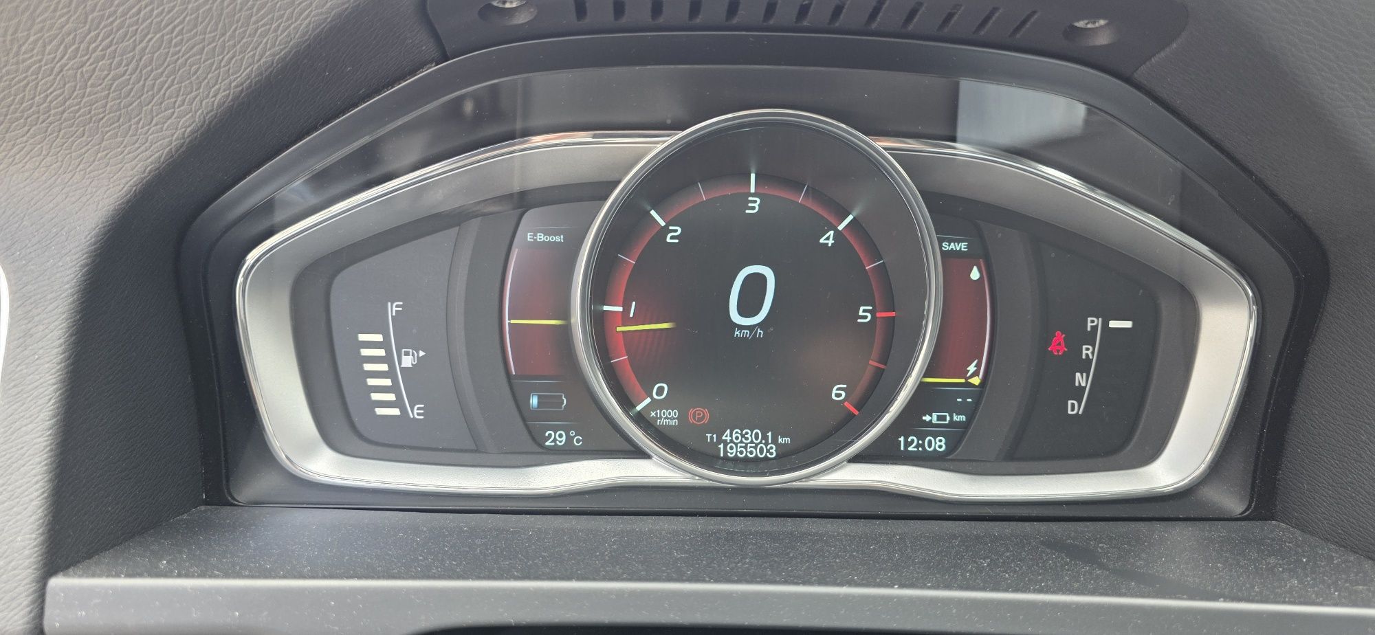 Volvo V60 D6 2.4