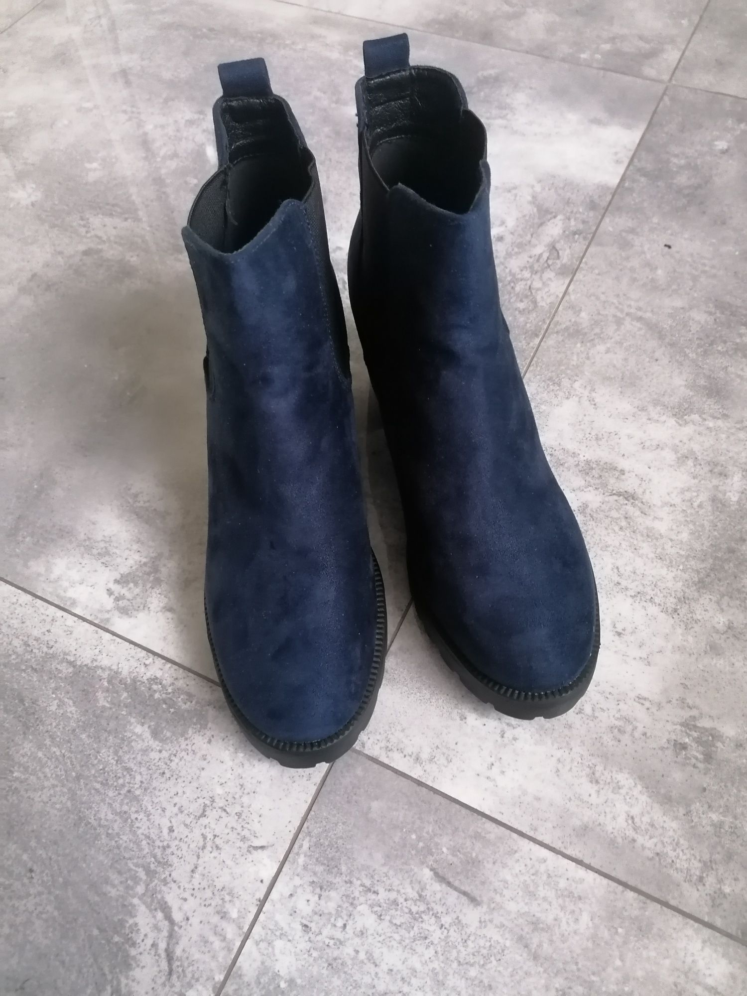 Buty wiosenne 40