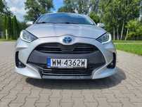 TOYOTA YARIS 1,5 Executive , skóry dwukolorowe , zawieszenie GR