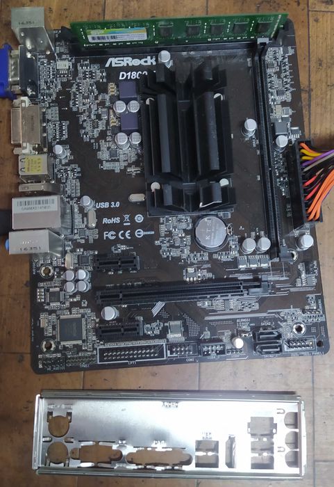 Комплект ASRock D1800M, Intel Celeron J1800, 4 ГБ (3 шт.)