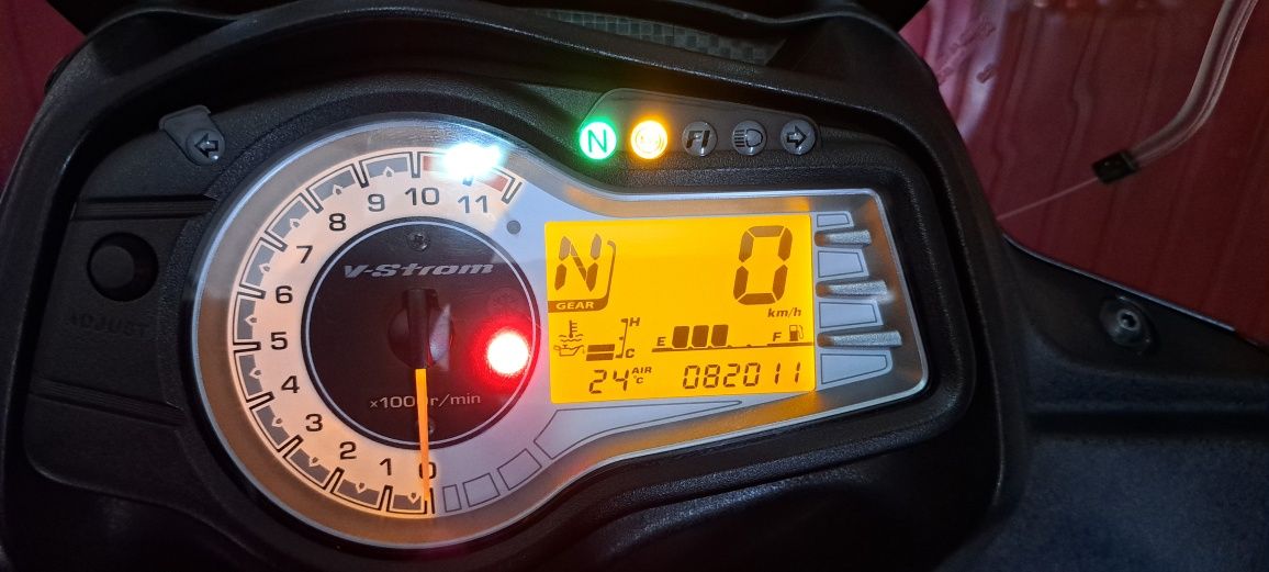 Suzuki DL V-Strom 650