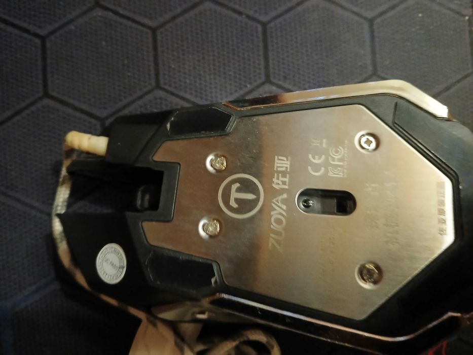 мышка и коврик zuoya