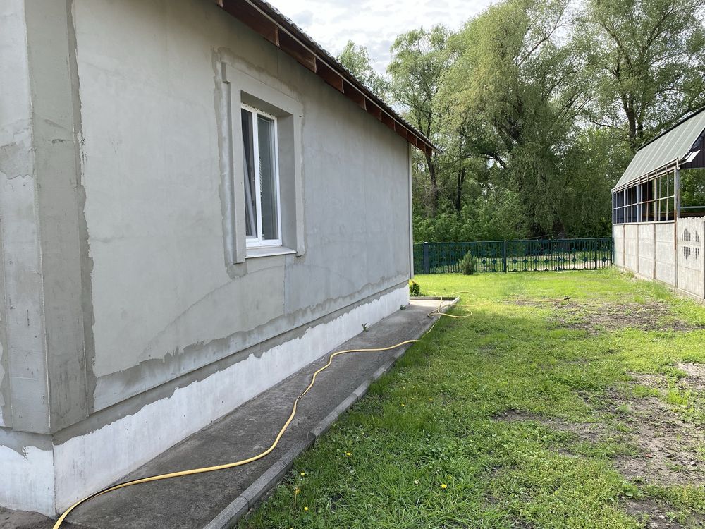 Гарний будинок в затишному місці