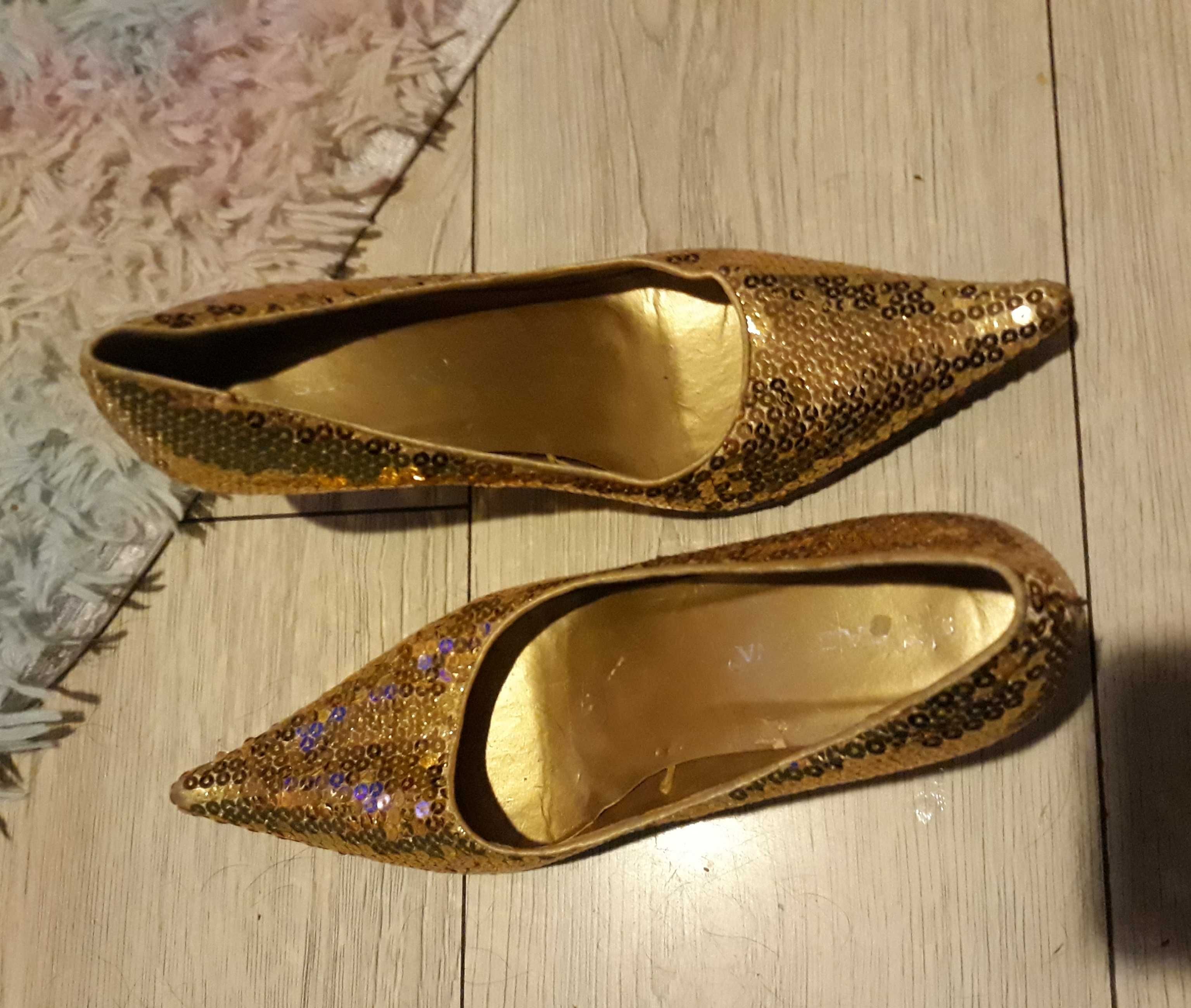 Sylwestrowe cekinowe buty rozm38