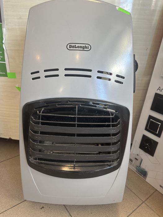 Piec gazowy grzejnik deLonghi powystawowy 4,2 kW