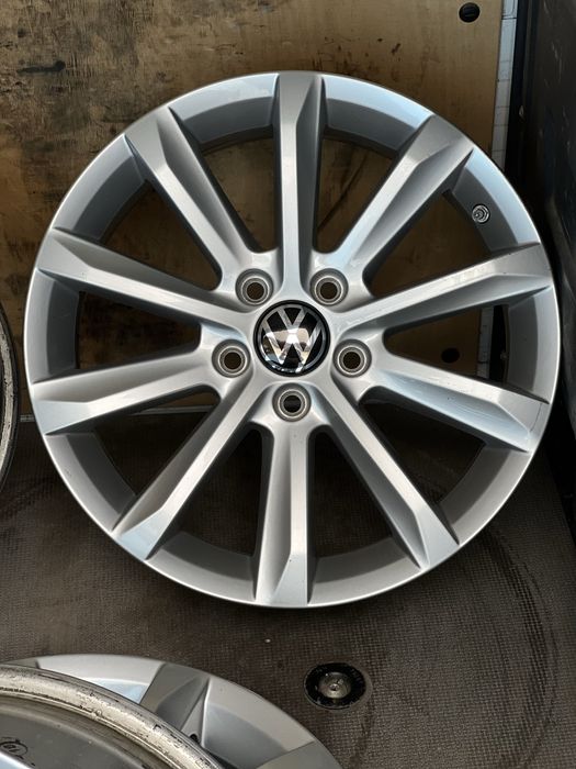 Диски 5 112 R17 Volkswagen passat b8 Jetta b7 Tiguan Arteon Golf