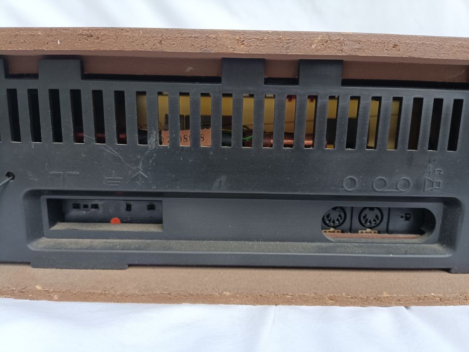 Вінтажне радіо Telefunken Gavotte 401