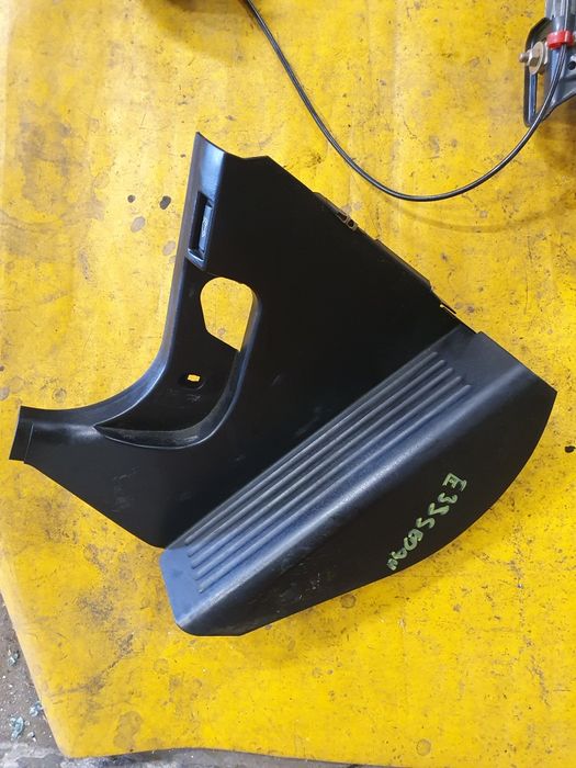 BMW E39 Podstopnica Podnóżek Stopka Lewa Czarna BDB Stan Części BMA