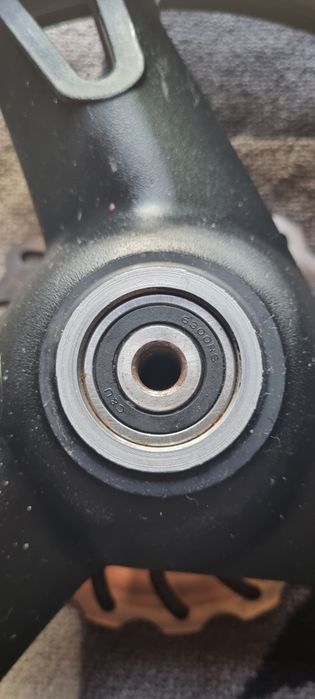 Przednia felga z tarczą hamulcową do skutera Rieju, Malaguti