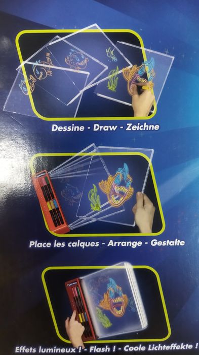Magic book Crayola