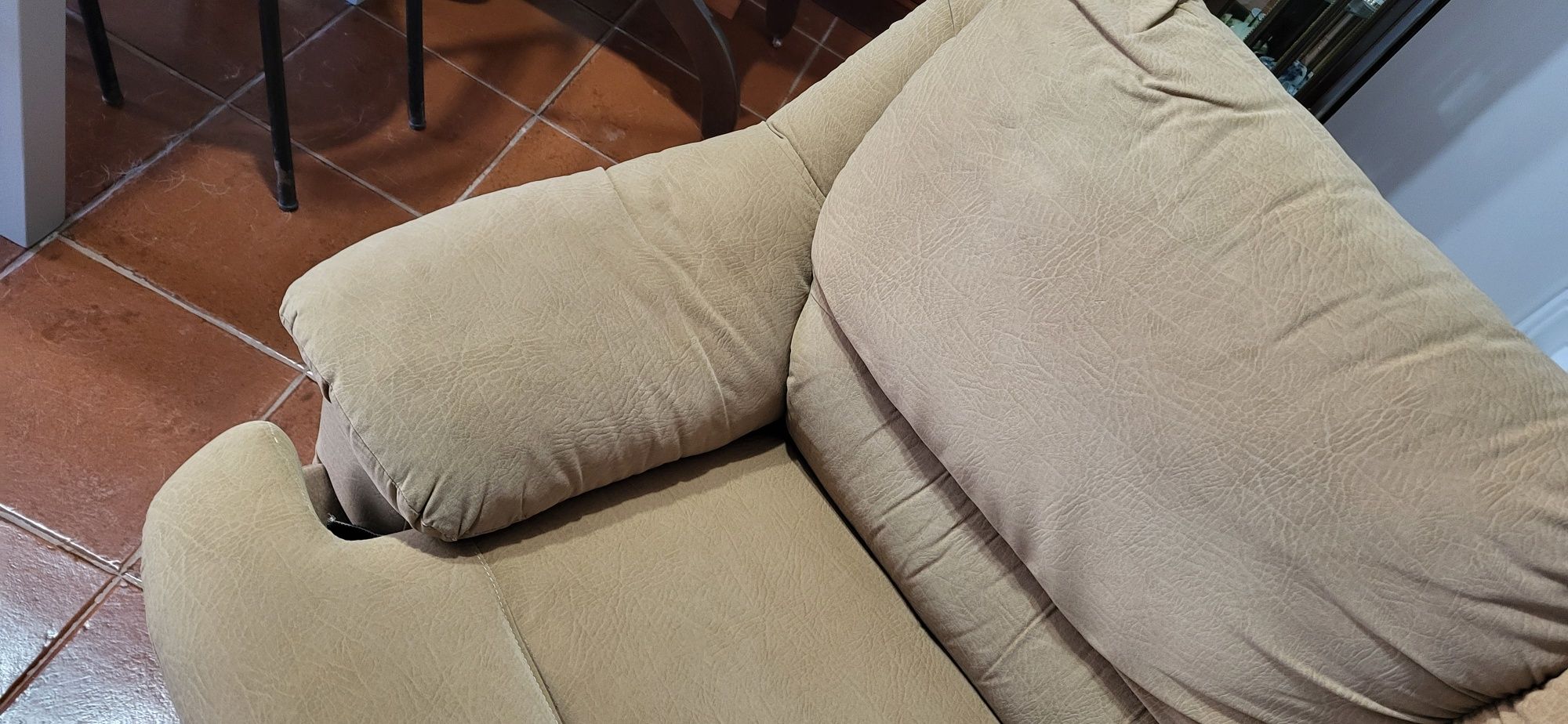 Sofá cama em boas condições