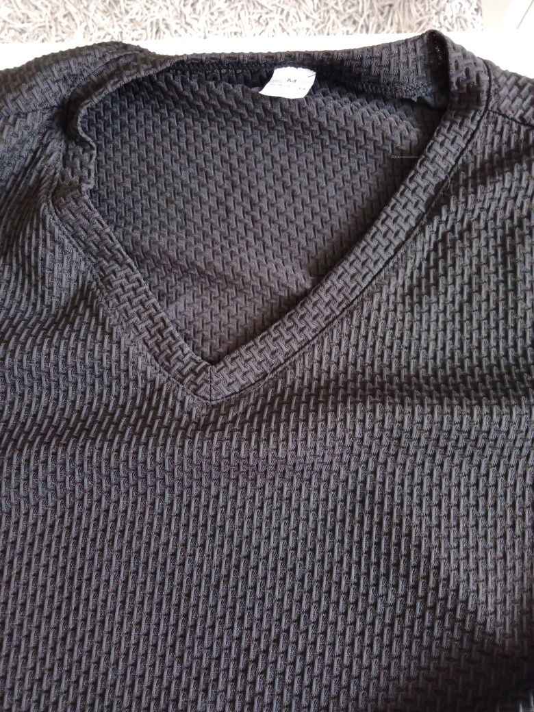 T-shirt preta nova