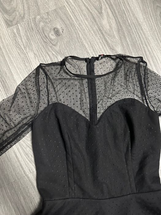 Чорна святкова сукня