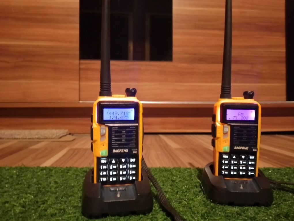 Boafeng UV-S9PLUS krutkofalufka, walkie talkie + akcesoria