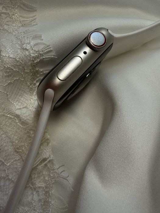 Смарт-годинник Apple Watch Series 7 41mm