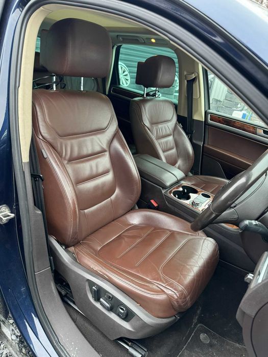 Комплект сидінь сідушки сидіння шкіра Touareg NF тоурег 7p 2010-2018