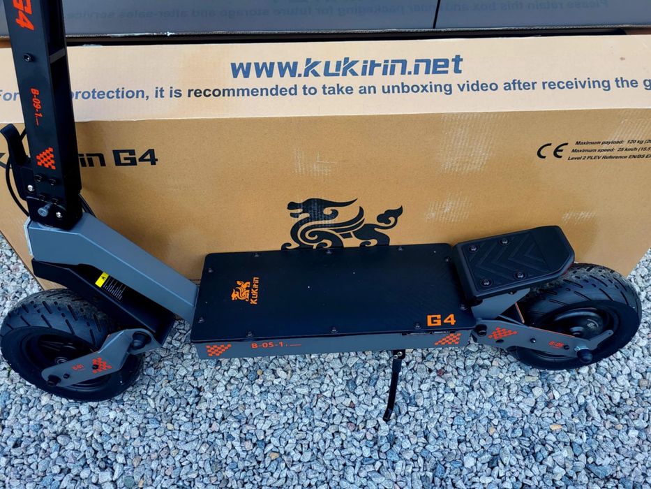 NOWA hulajnoga elektryczna  KuKirin G4 2025 /70 KM/H