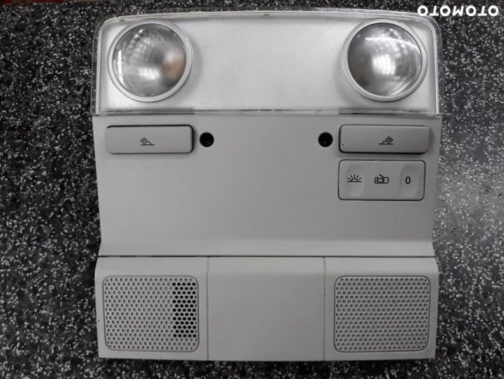 LAMPKA LAMPA PODSUFITKI OŚWIETLENIA KABINY AMBIENTE VW PASSAT B6 B7 CC GOLF 5 6 JETTA TIGUAN TOURAN OCTAVIA 2 3 SUPERB 2 YETI SIROCCO SHARAN ALAHAMBRA WYSYŁKA !!!!