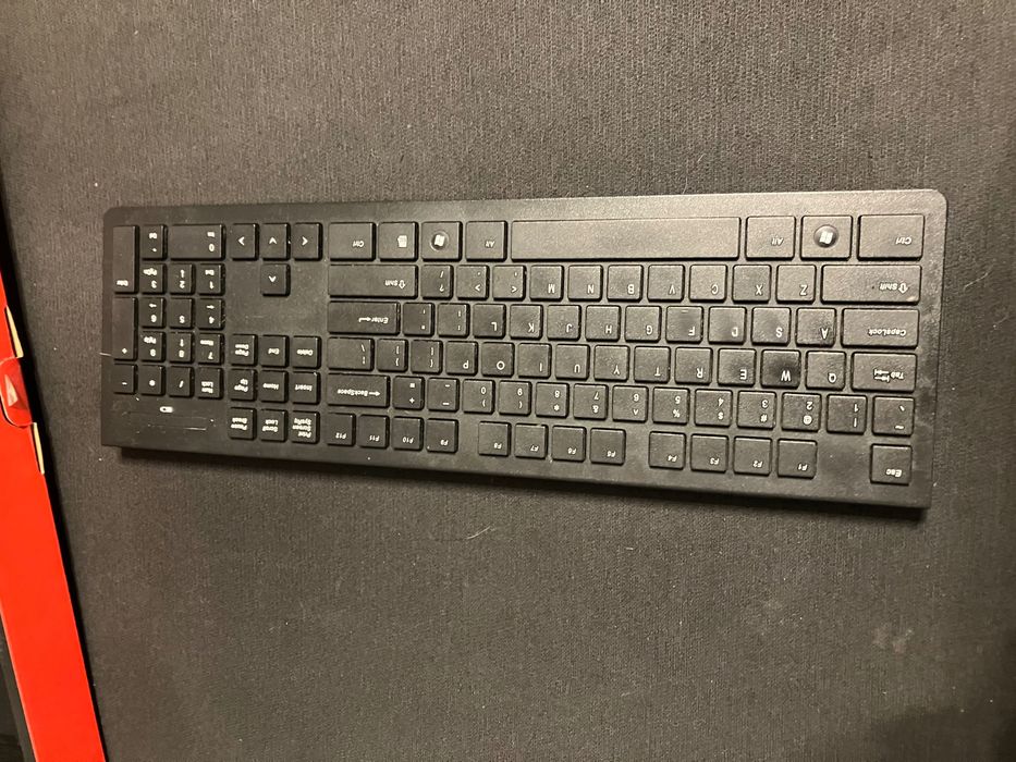 Klawiatura bezprzewodowa do komputera