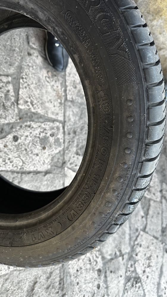 Резина michelin 195/60 R15 одна штука