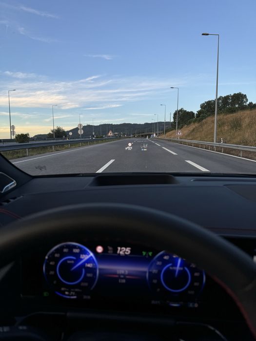 Mercedes EQA - Pack premium plus - AMG - IVA detutível