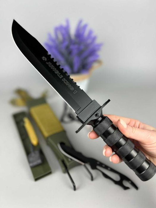 Ніж туристичний. Набір