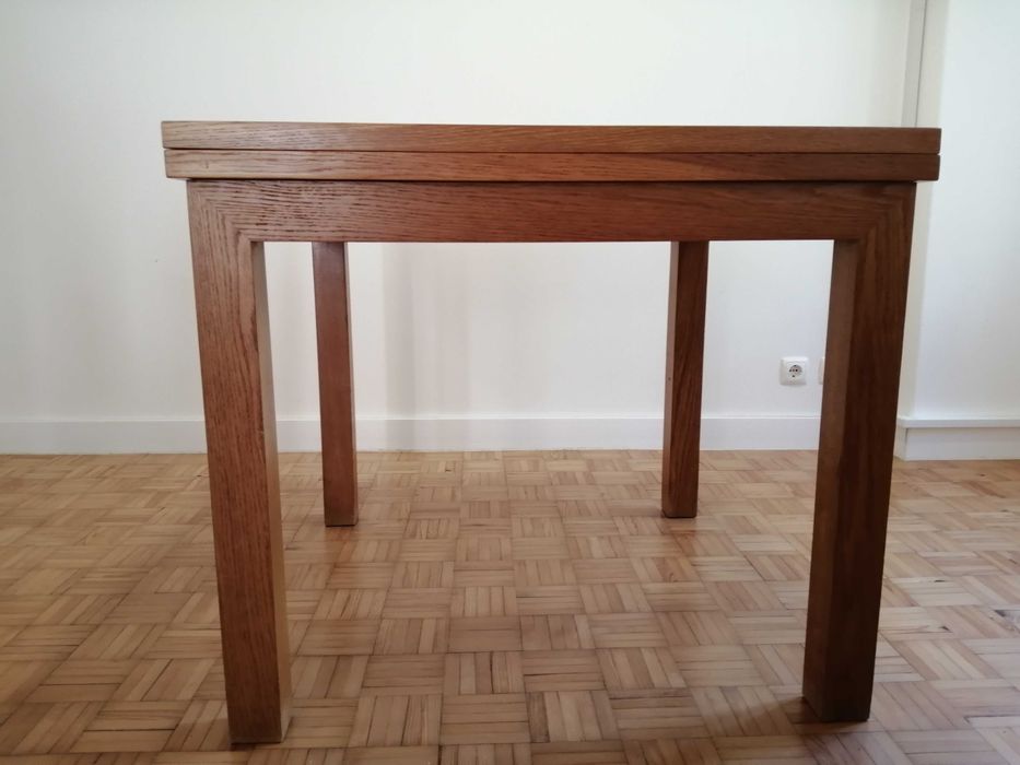 Mesa extensível de carvalho maciço