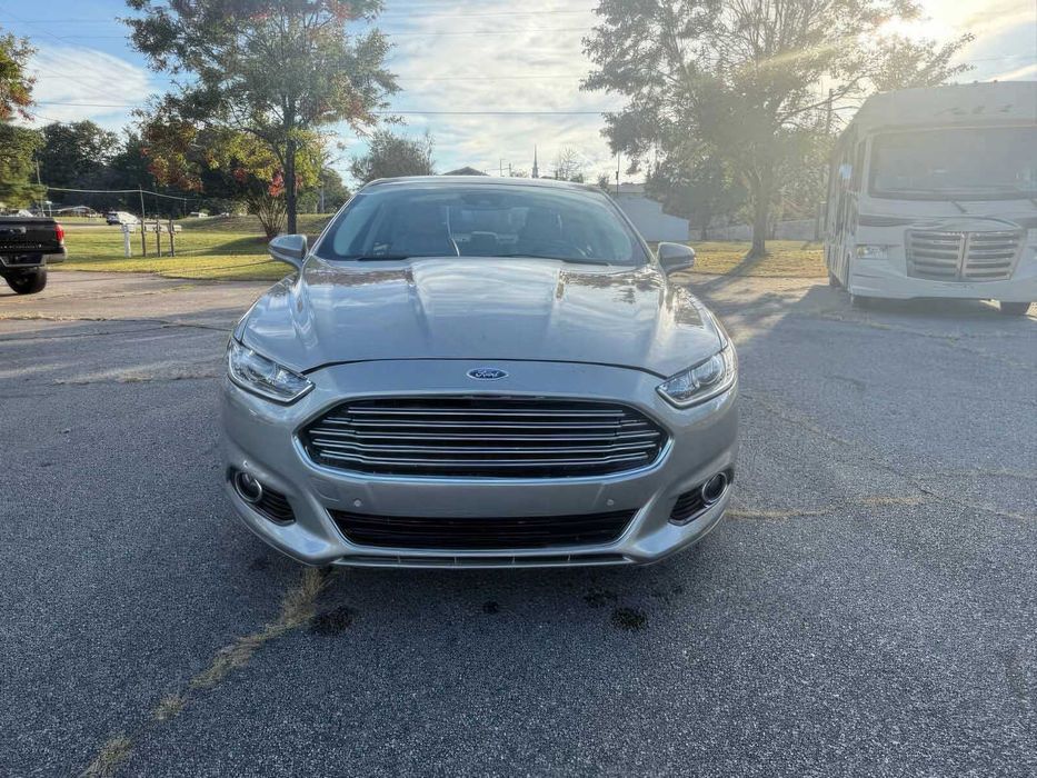 Ford Fusion Titanium      2016