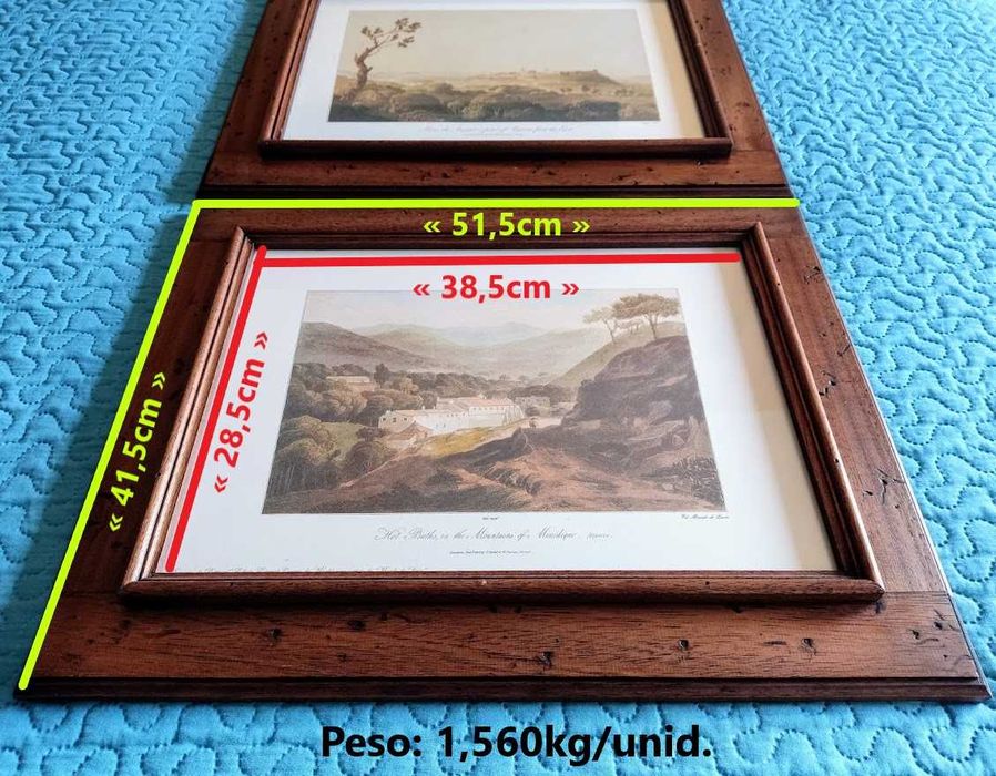 Par de molduras em madeira rústica com efeitos sobrelevados