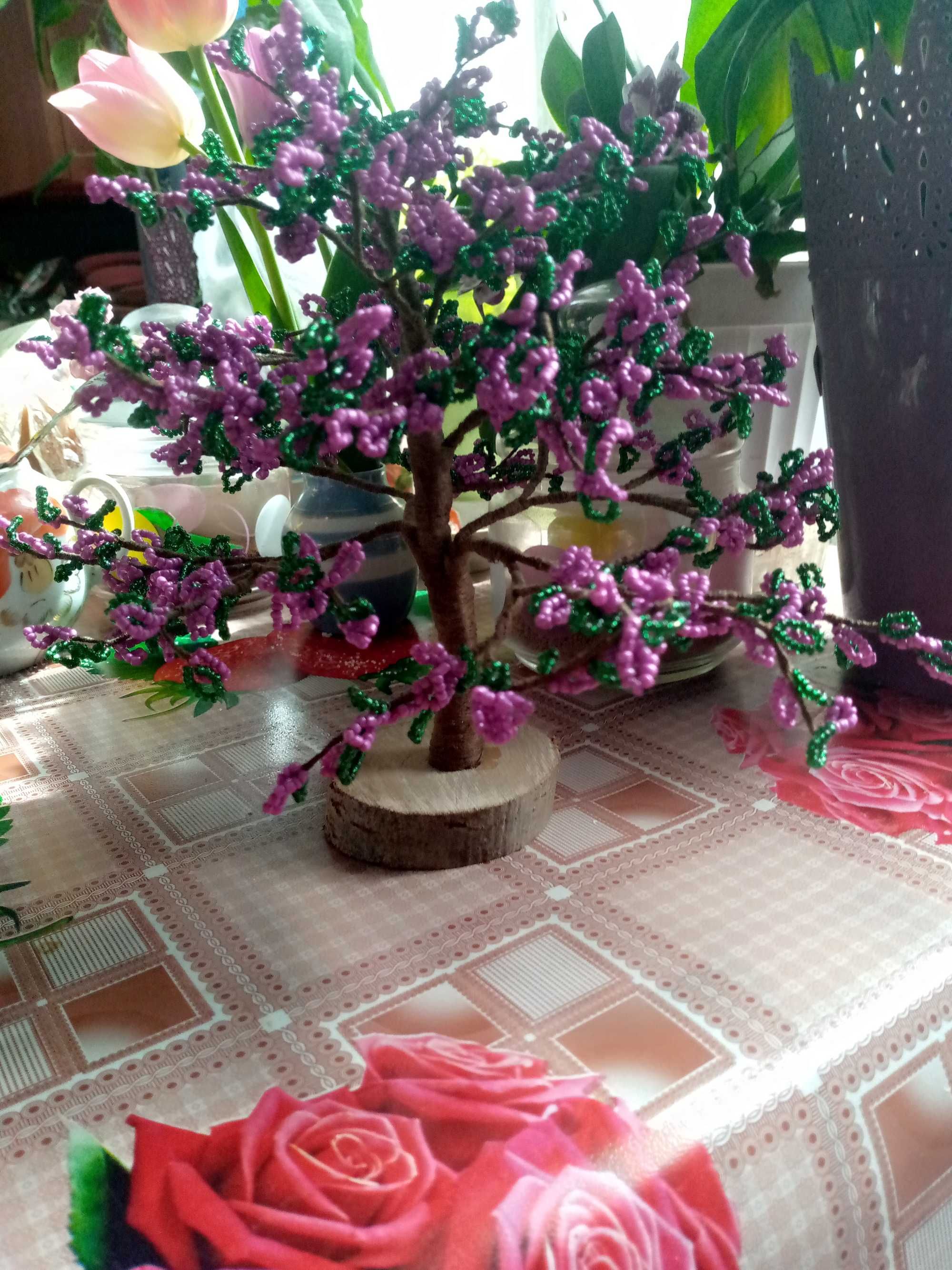 Дерево з бісеру фіолетове