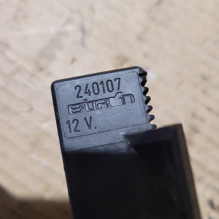 Przekaźnik pompy paliwa BITRON citroen C2 C3 peugeot 1.4HDI 2004r