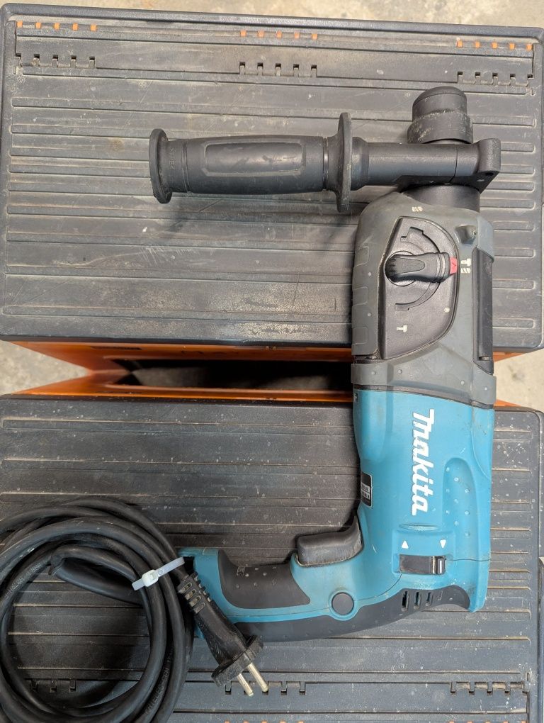 Młotowiertarka Makita HR2470 Moc 780 W