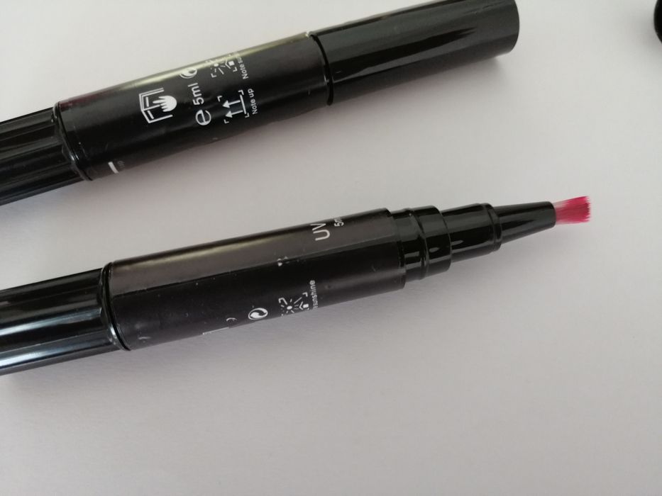 Verniz de gel em caneta