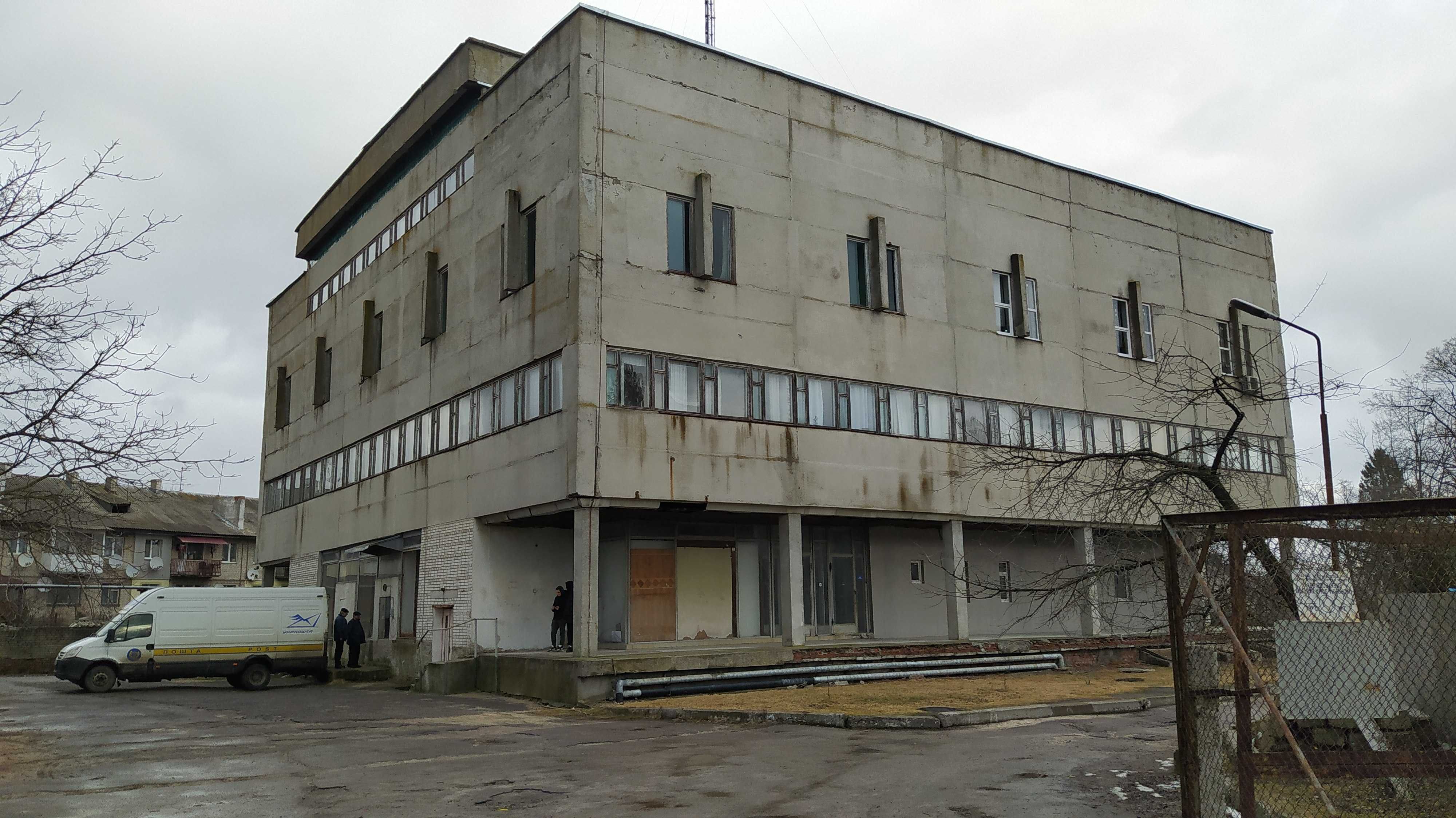Будівля 882.4 м2, м. Радехів, вул. Львівська, 2