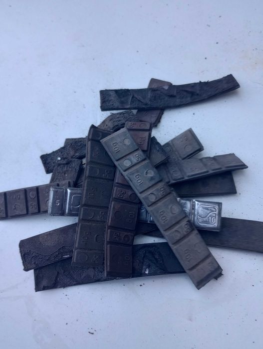 Paski ołowiu do wyważania kół - z demontażu.