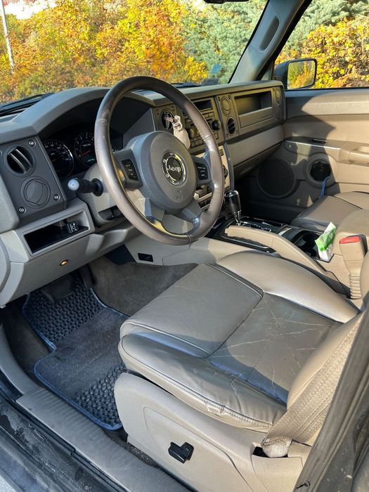 Jeep Commander Jeep Commander 3.7 V6 Benzyna + LPG (2006) – 7-osobowy