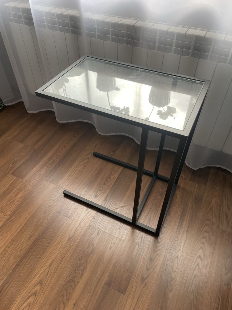 Stolik pod laptopa ikea