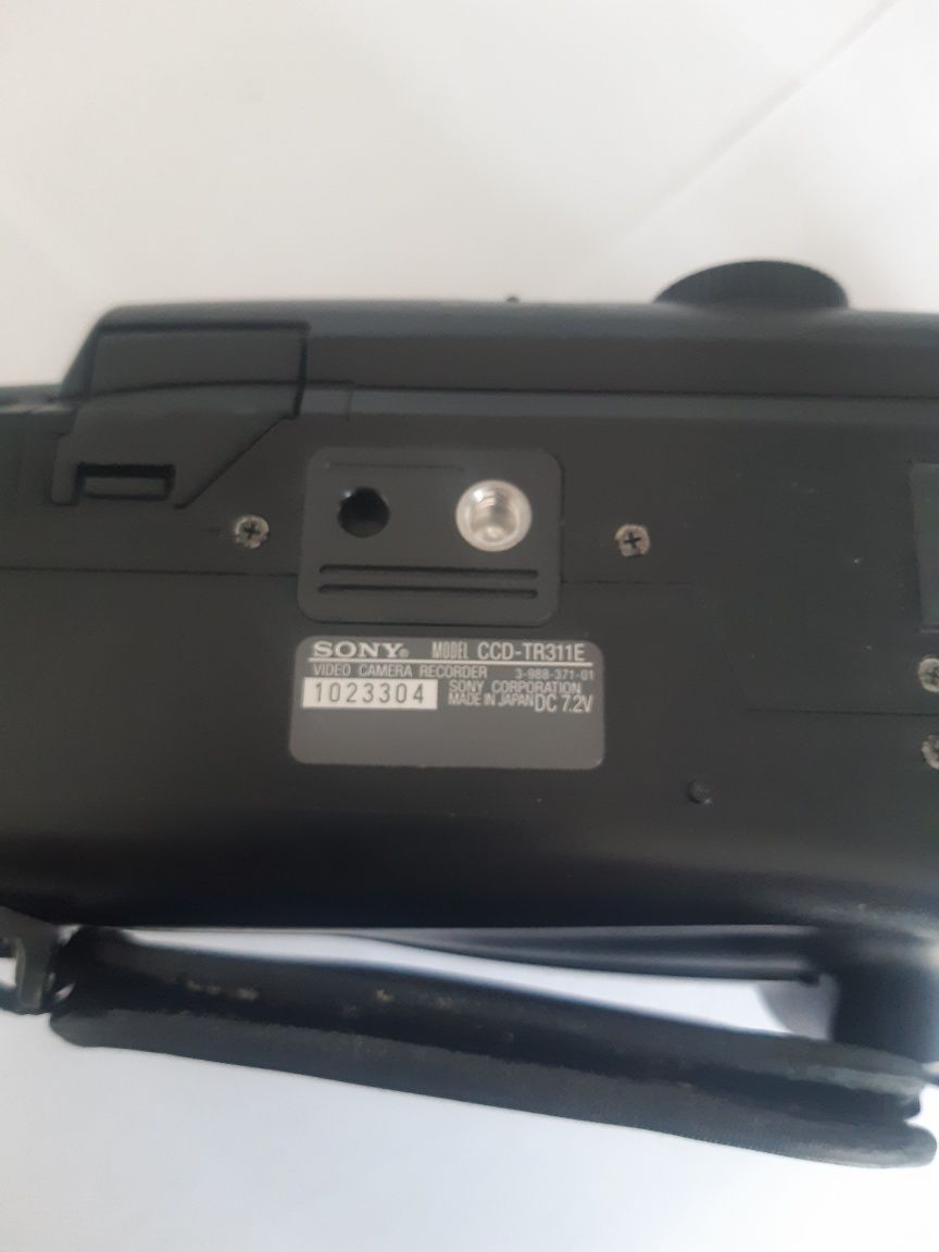 Sony CCD TR311E  видеокамера 8мм.