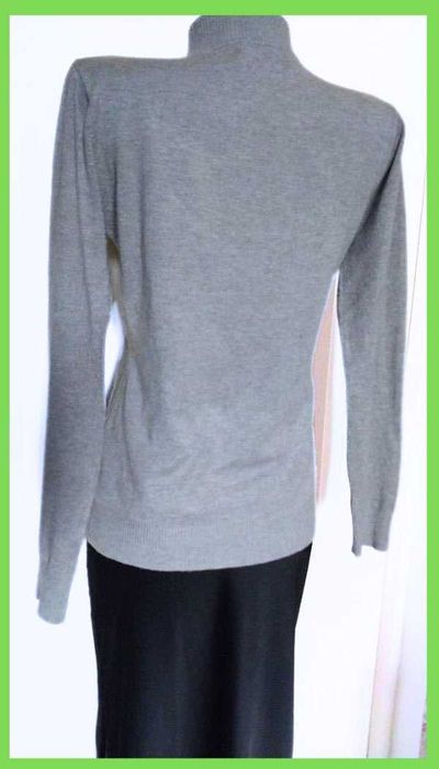 Жіночий сірий светр гольф кашемір р. М