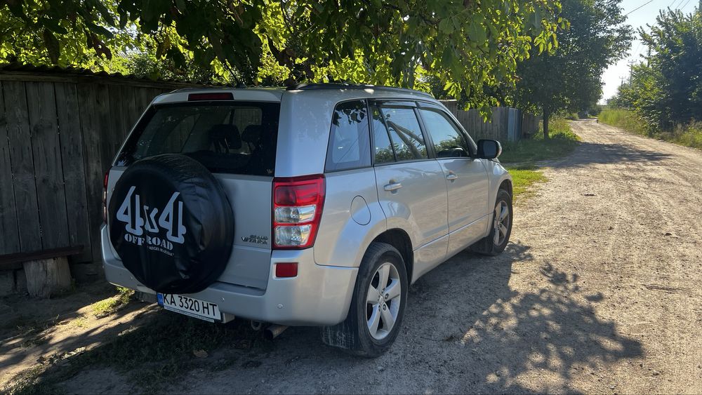 Сузукі Гранд Вітара