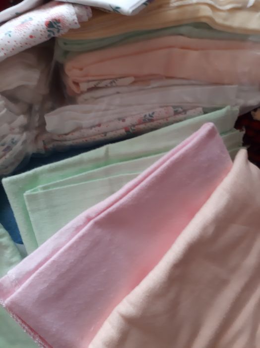 Пеленки.  Ковдри, коцики. Шапочки  бавовняні і байкові.