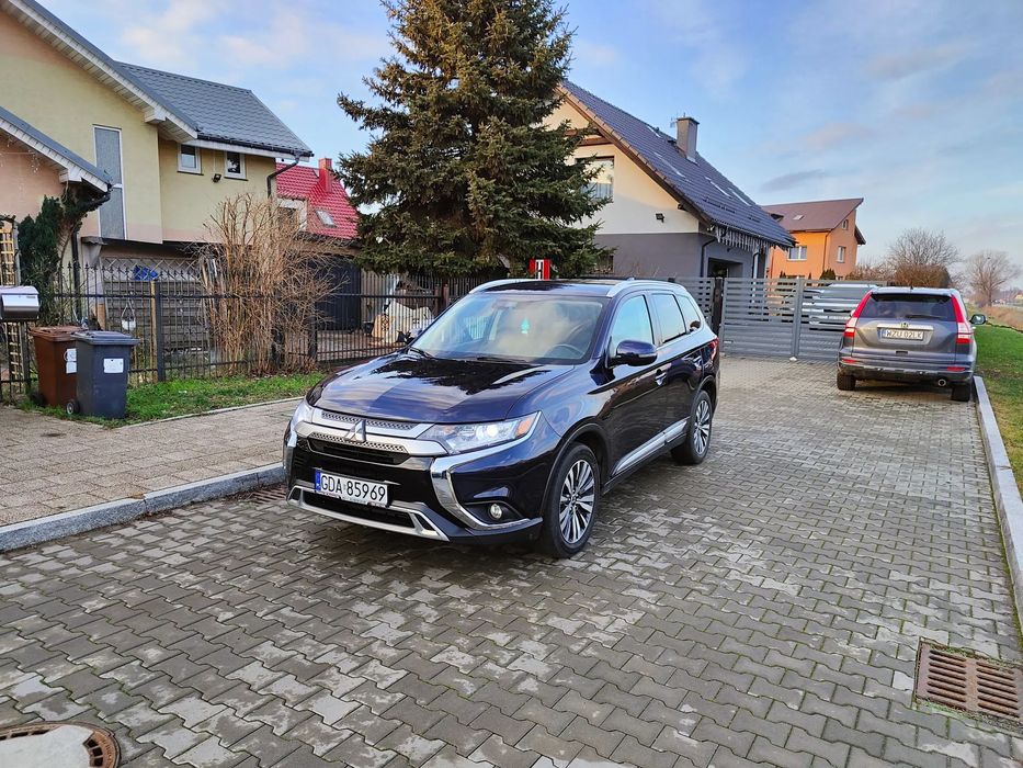 Mitsubishi Outlander Mitsubishi Outlander 2.4 SEL 2020 benzyna plus LPG
