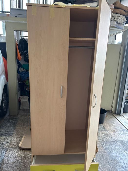 Guarda fatos, beje mas bom