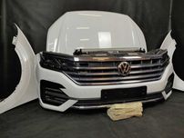Крыло переднее  Volkswagen Touareg 1/2/3 комплект бампер крыло фара
