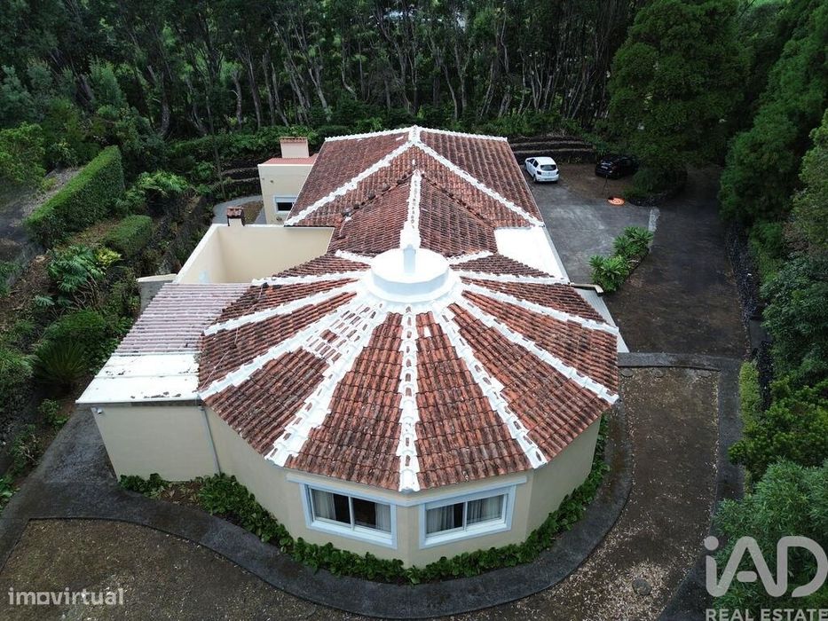 Casa / Villa T8 em Piedade de 462,00 m2